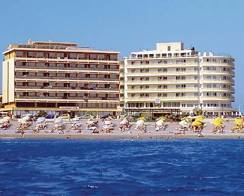 Aquarium View Hotel 4*