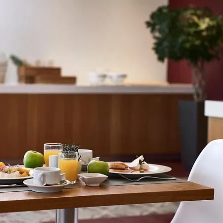 Hotel Aquarium View 4*