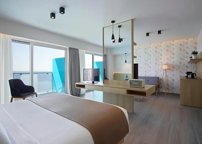 Otel Aquarium View 4*