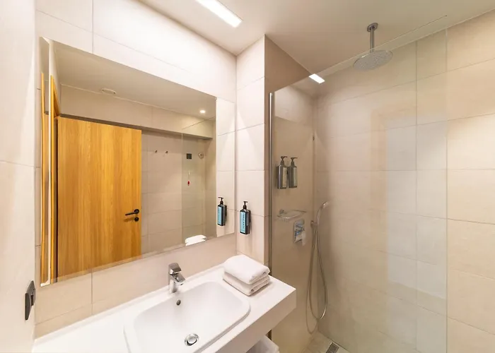 Otel Aquarium View Rhodes City