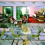 Aquarium View Hotel