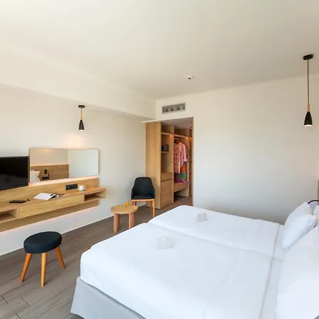 Aquarium View Hotell 4*