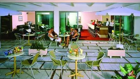 Aquarium View מלון